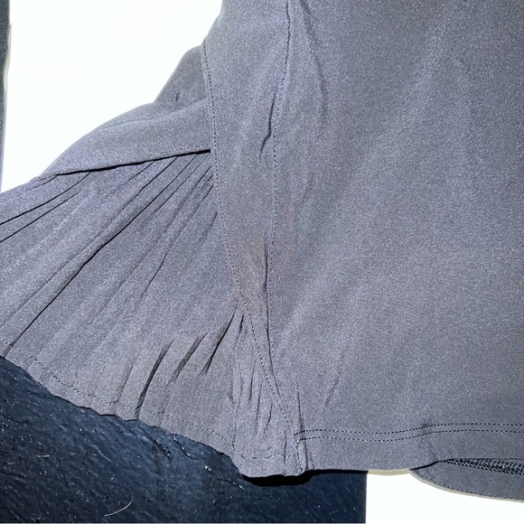 LULULEMON PLAY OFF THE PLEATS SKORT - Picture 7 of 11